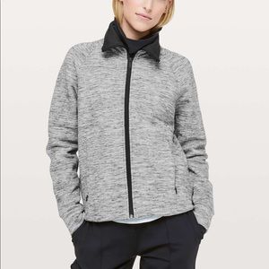 Like new Lululemon Snuggle up jacket 4